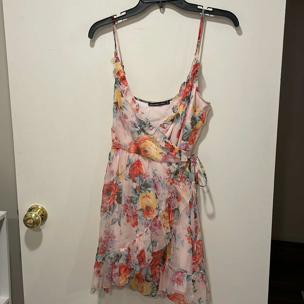 Abercrombie and fitch pink floral sundress size small